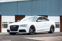   Vossen: Audi RS5   Vossen VPS-301
