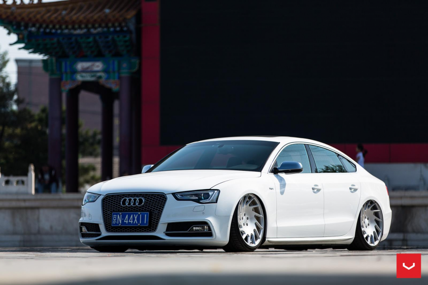 Audi A5 | S5   VLE1