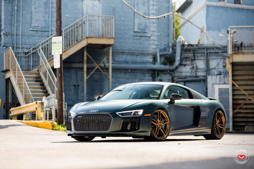 Audi R8   HC-1