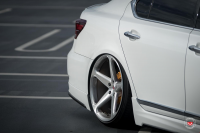   Vossen: Lexus LS   Vossen CG-201