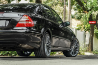 ���� ������� Vossen: Mercedes E-Class �� ������ Vossen VFS4