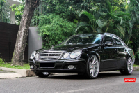   Vossen: Mercedes E-Class   Vossen VPS-310T