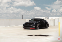 ���� ������� Vossen: Nissan 370Z �� ������ Vossen LC-102T