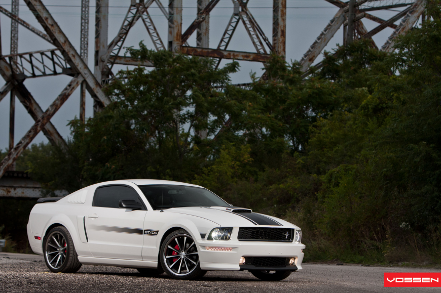 Ford Mustang   VVSCV1